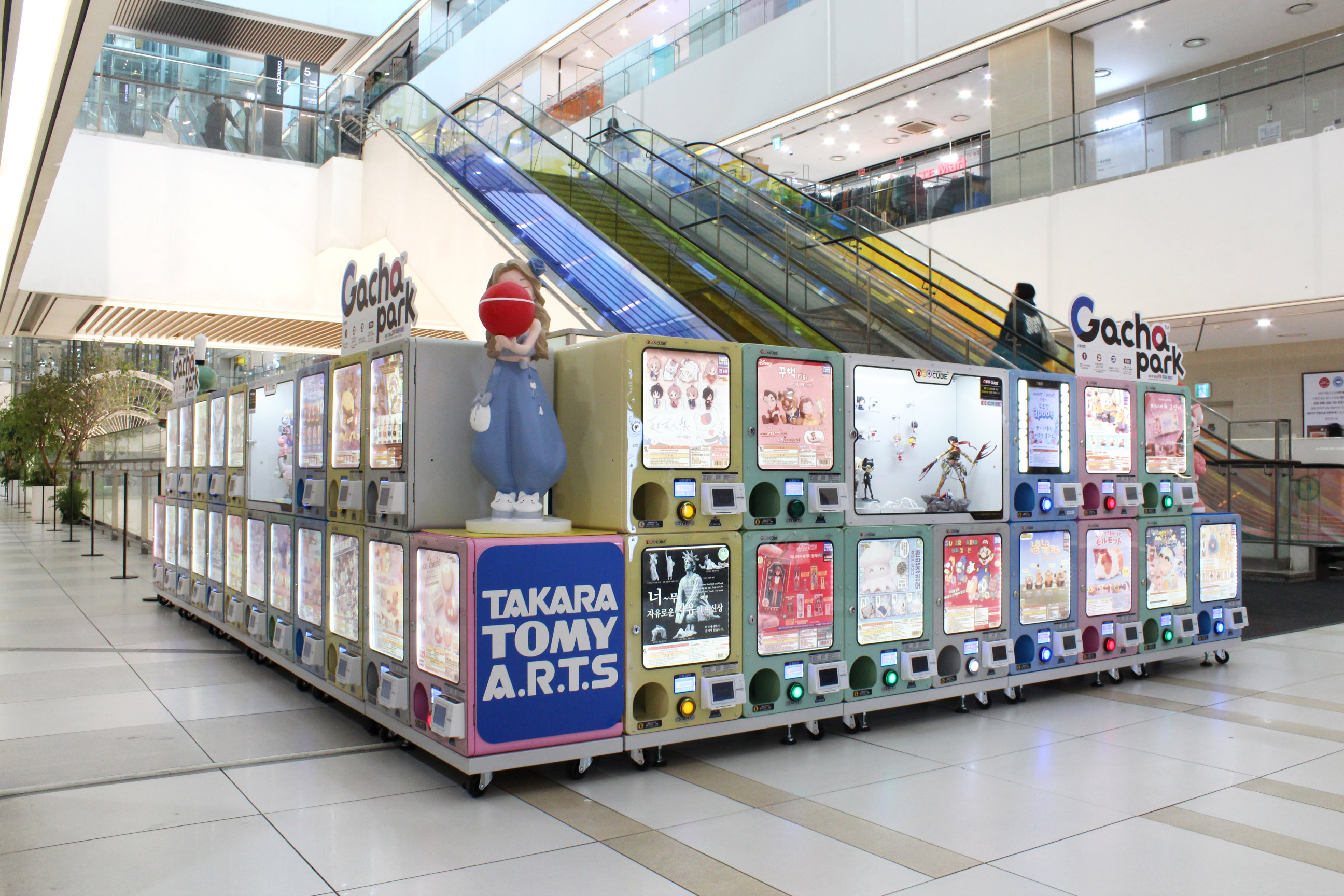 [이미지_한화커넥트] 커넥트플레이스 청량리역점 4층 가챠존 전경.jpg